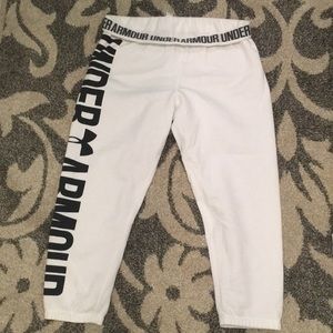 Cropped under armor sweats